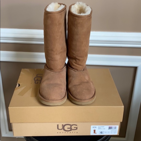 Tall UGG Boots/Kids Size 6=Ladies Size 8 - Picture 2 of 3